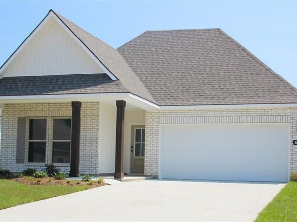 30305 LANCASTER Court, Lacombe, LA 70445