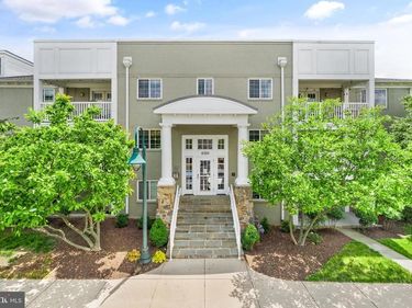 4089 S FOUR MILE RUN DRIVE, Unit 404, ARLINGTON, VA 22204