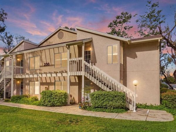 236 Diamond Way, Unit 250, Vista, CA 92083