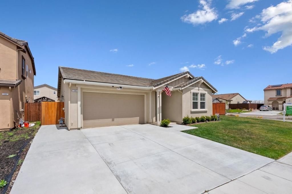 1363 Rossano Way, Salinas, CA 93905 Main Photo