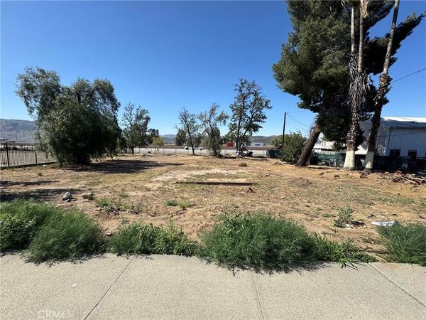 3864 W Ramsey , Banning, CA 92220
