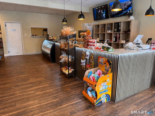 Meriden , Wolcott, CT 06716