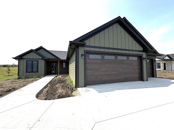 145 Rolling Hills Drive, Elgin, MN 55932