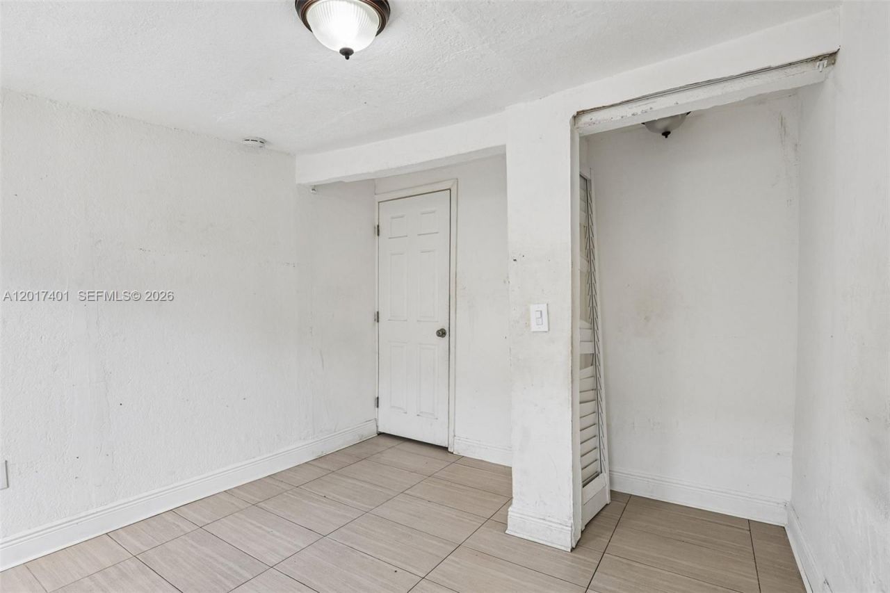 1945 NW 86th St , Miami, FL 33147 Photo