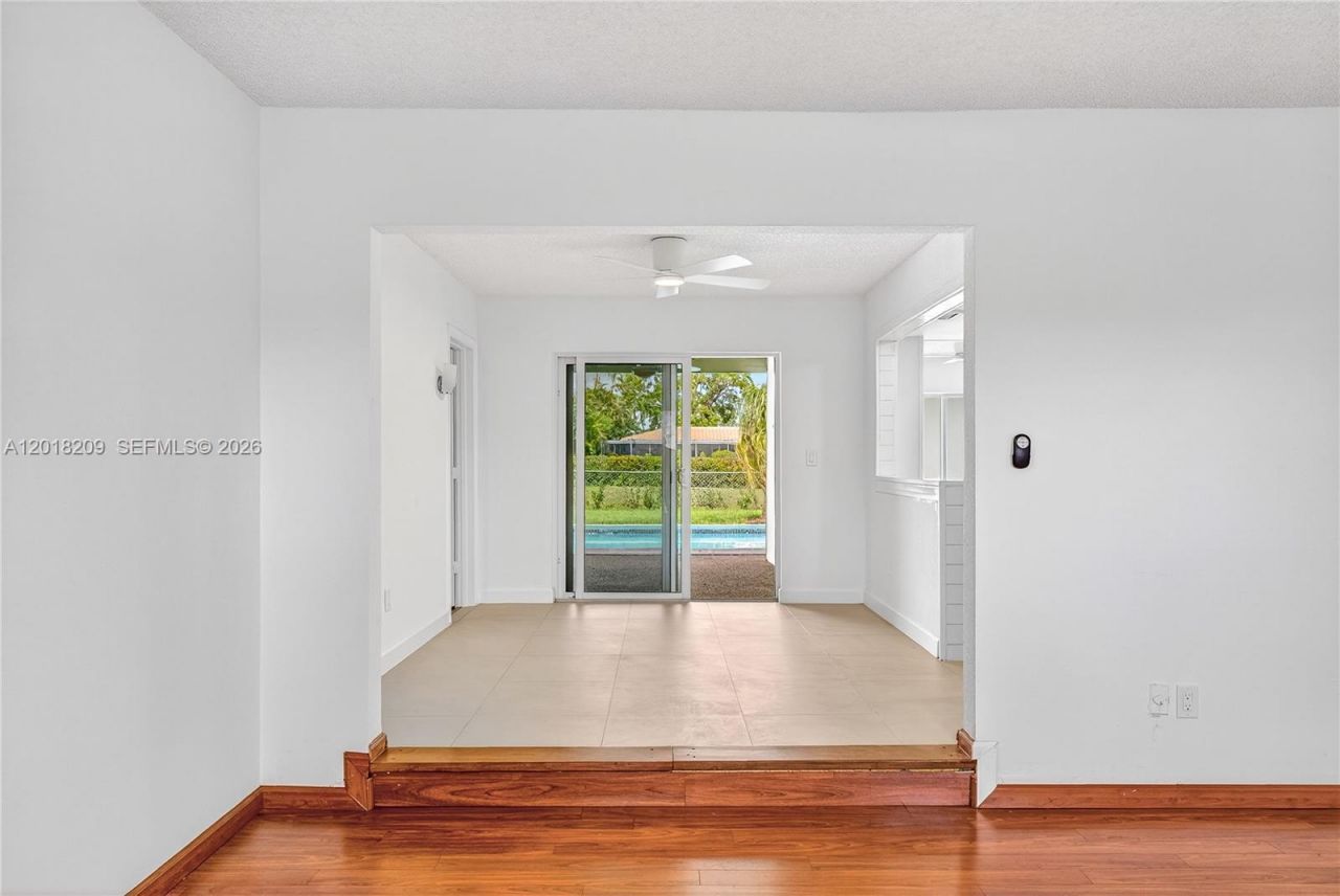 1980 NW 81st Ave, Coral Springs, FL 33071 Photo