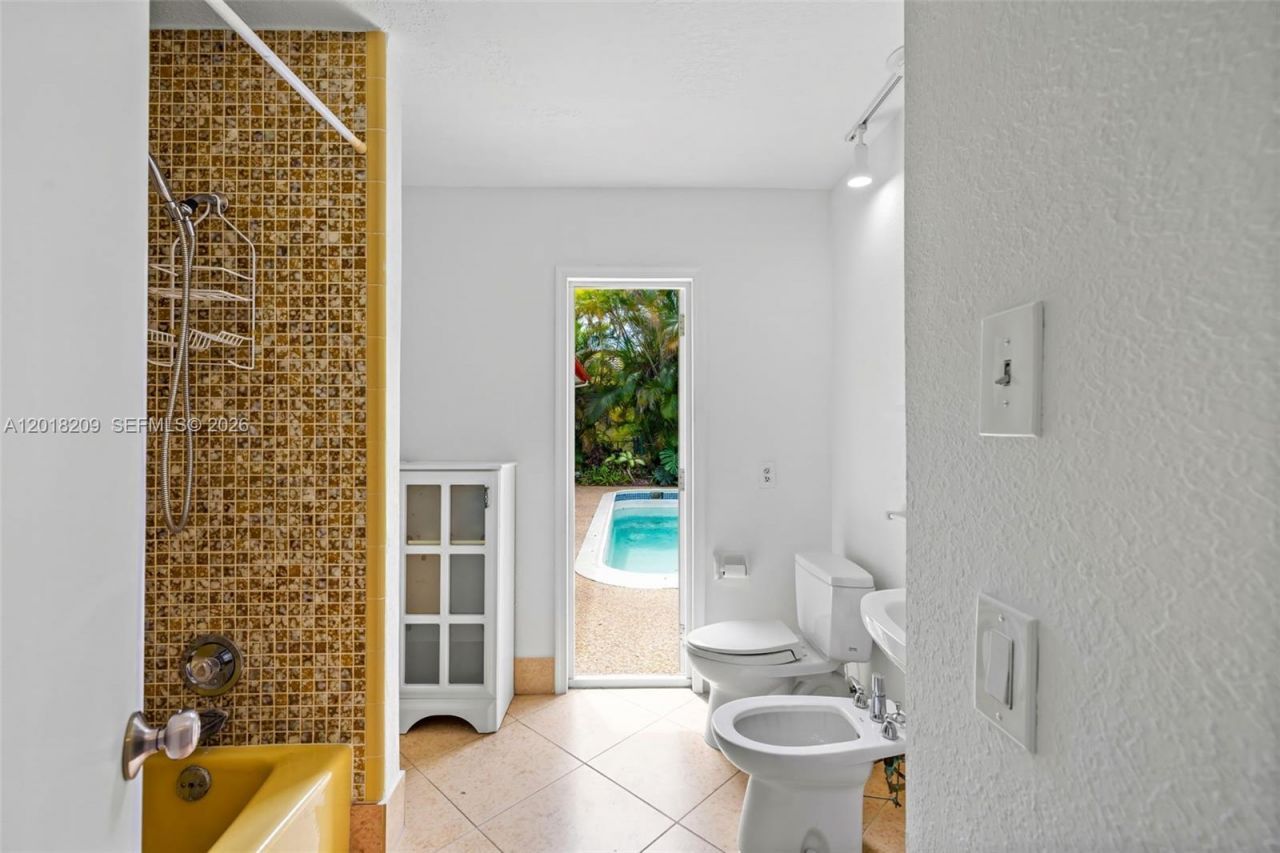 1980 NW 81st Ave, Coral Springs, FL 33071 Photo