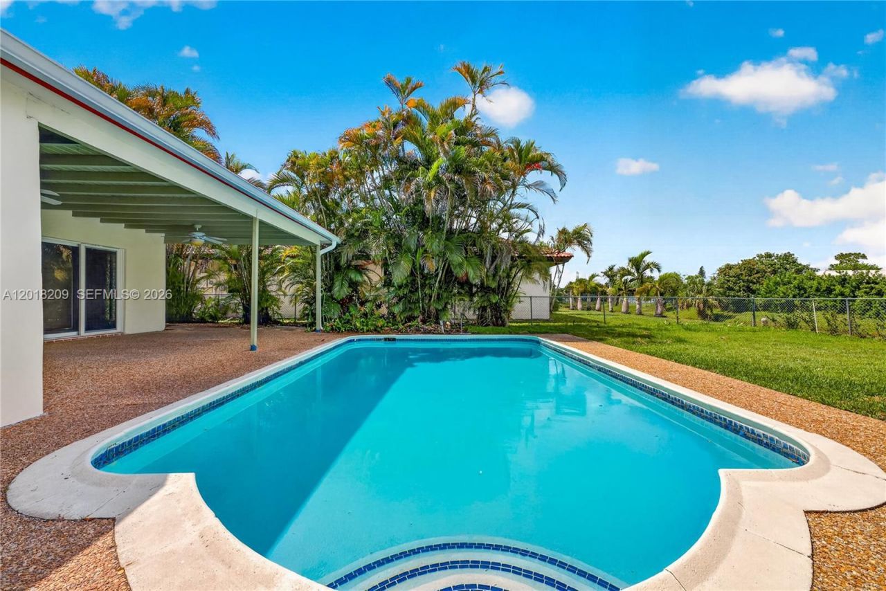 1980 NW 81st Ave, Coral Springs, FL 33071 Photo