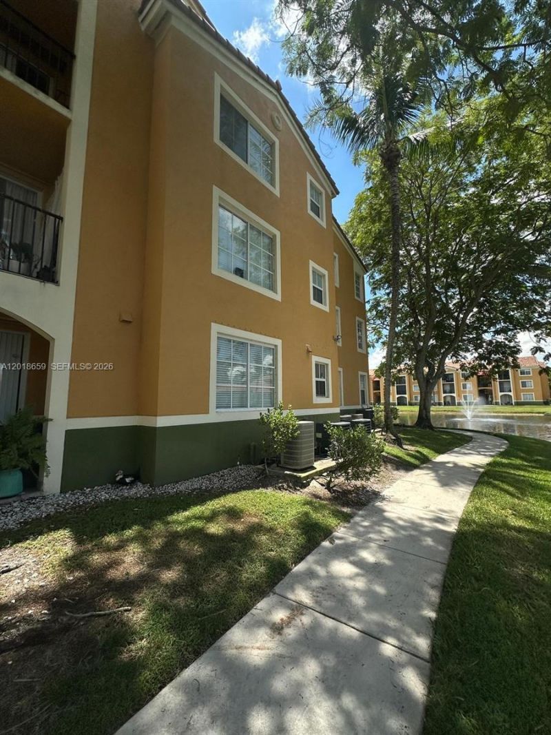 2240 E Preserve Way , Unit 308, Miramar, FL 33025 Photo