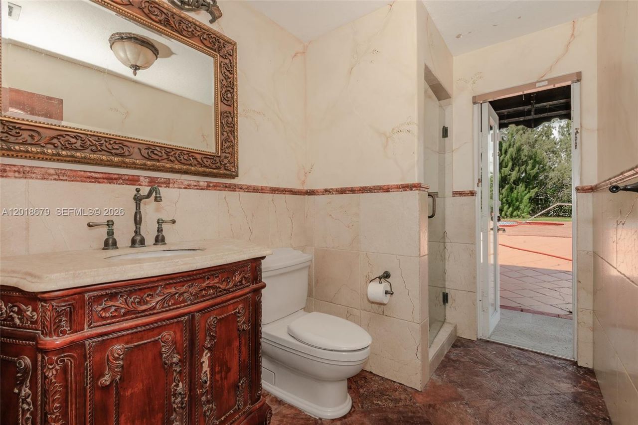 12425 SW 43rd St, Miami, FL 33175 Photo