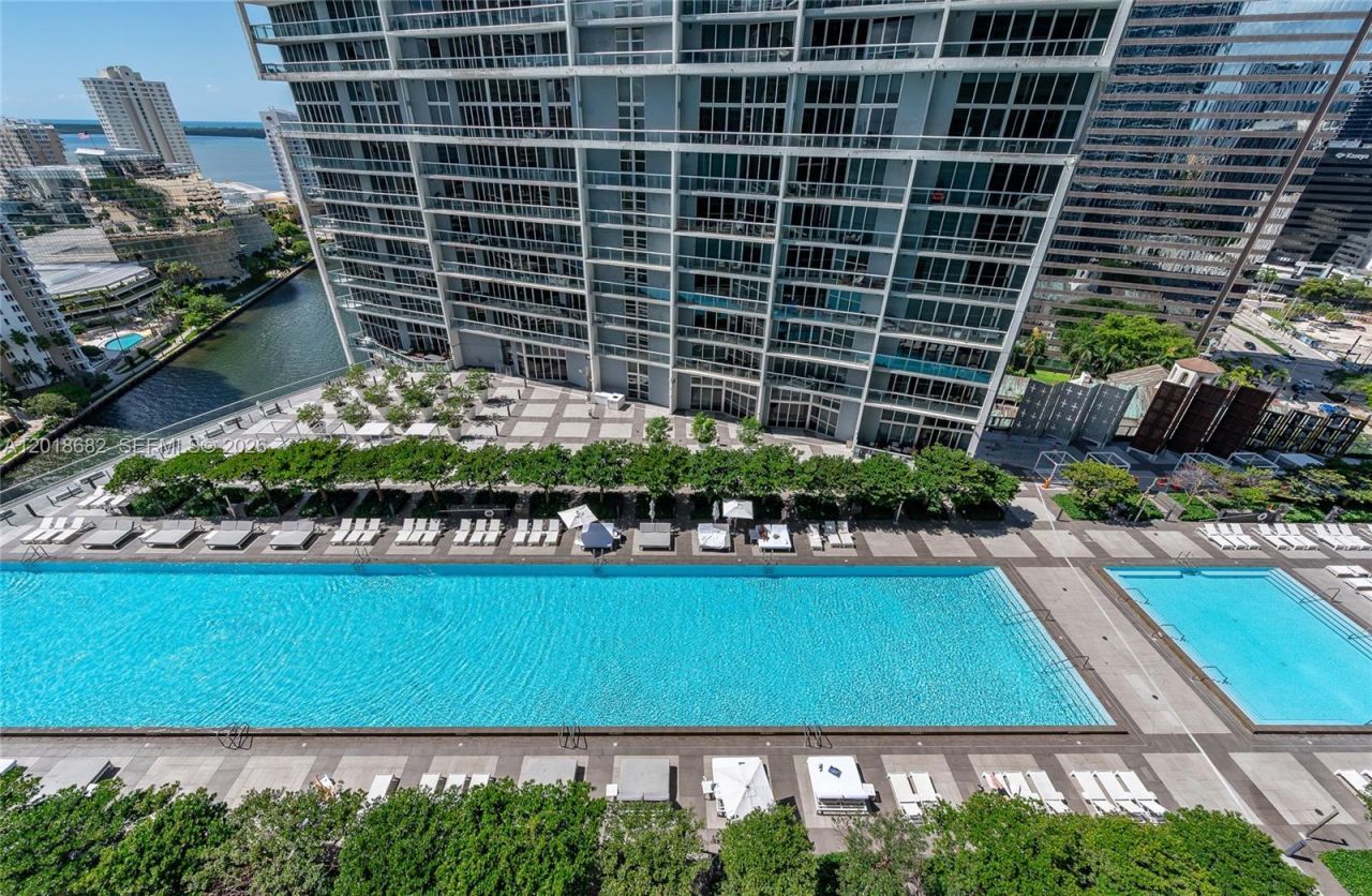 475 Brickell Ave, Unit 2209, Miami, FL 33131 Photo