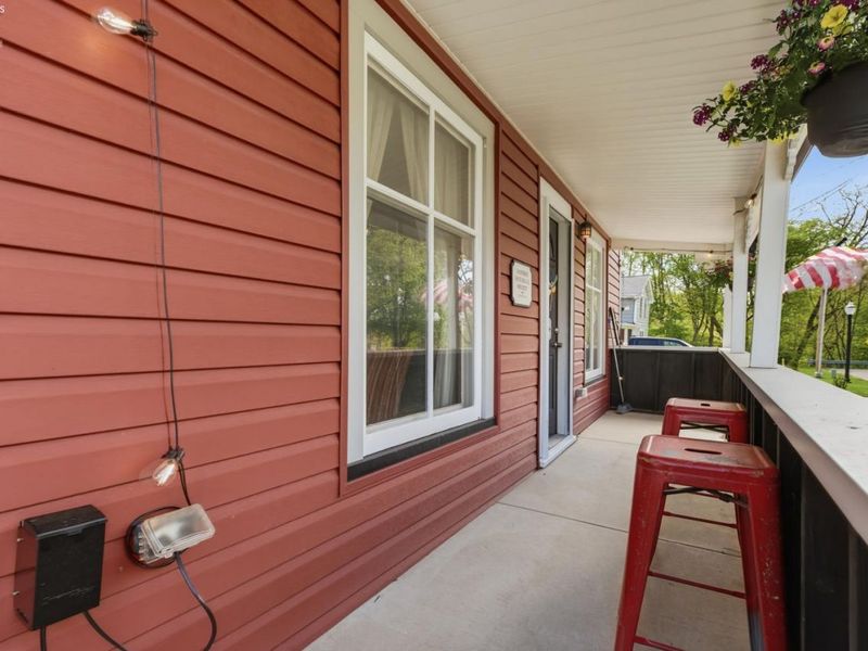 156 Beaver Court, Amherst, OH 44001 Photo 6