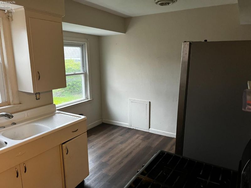 3162 Lincoln Street, Lorain, OH 44052 Photo 13