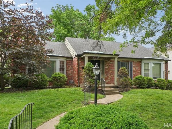 214 Topton Way, Clayton, MO 63105