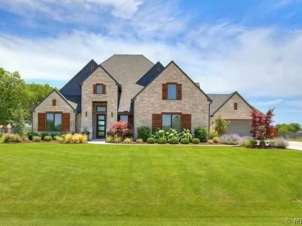 3228 E 169th Street S, Bixby, OK 74008