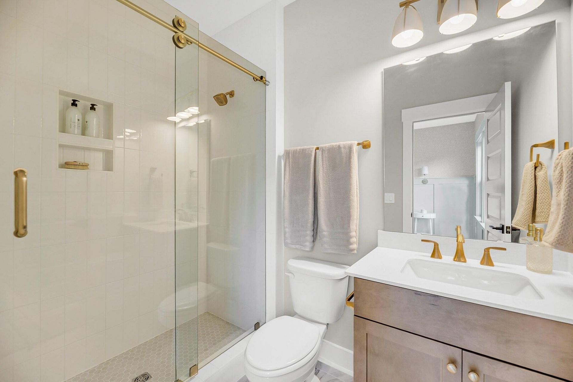 3005 Abigail Court Photo 12