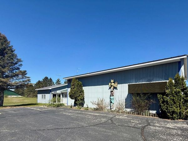 5555 E 13 Mile Road, Paris, MI 49338