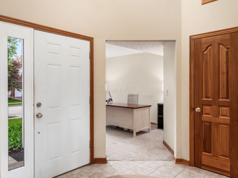 6641 Wisteria Circle, Dublin, OH 43016 Photo 5