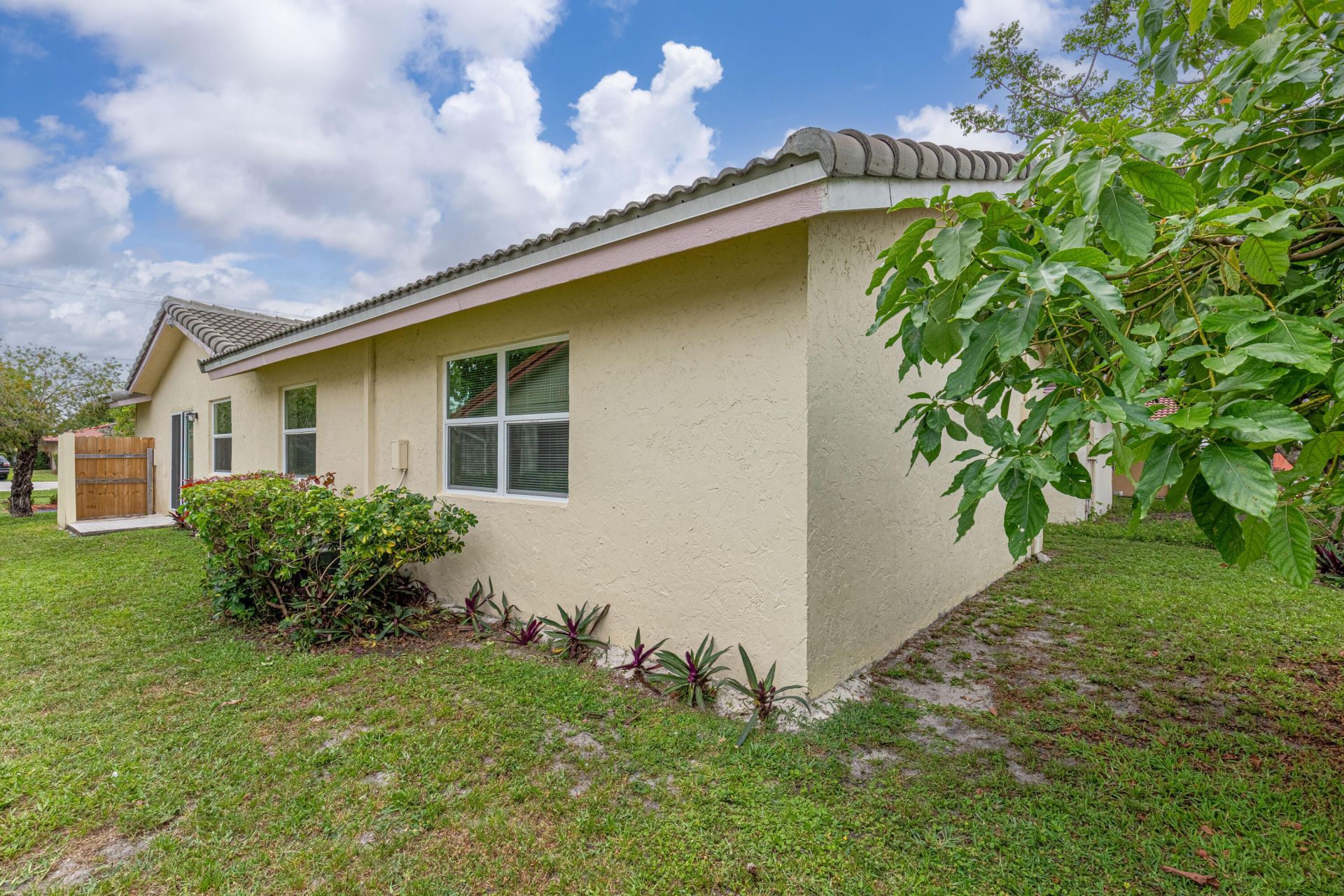 3912 NW 110th Avenue, Coral Springs, FL 33065 Photo