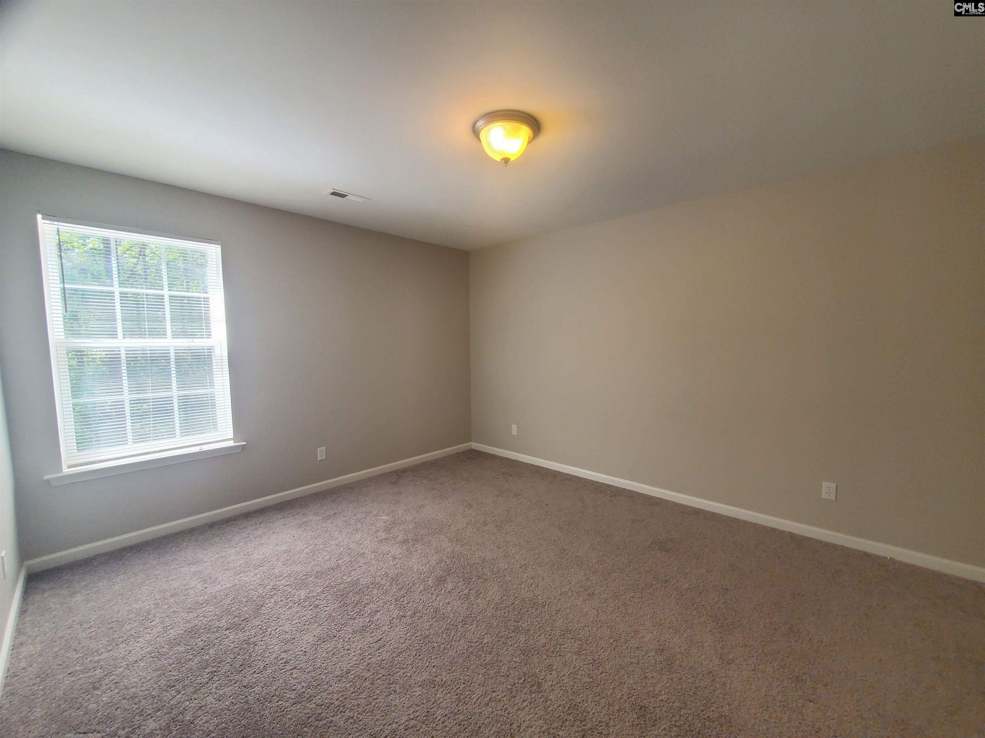 1209 Glendevon Circle Photo 13