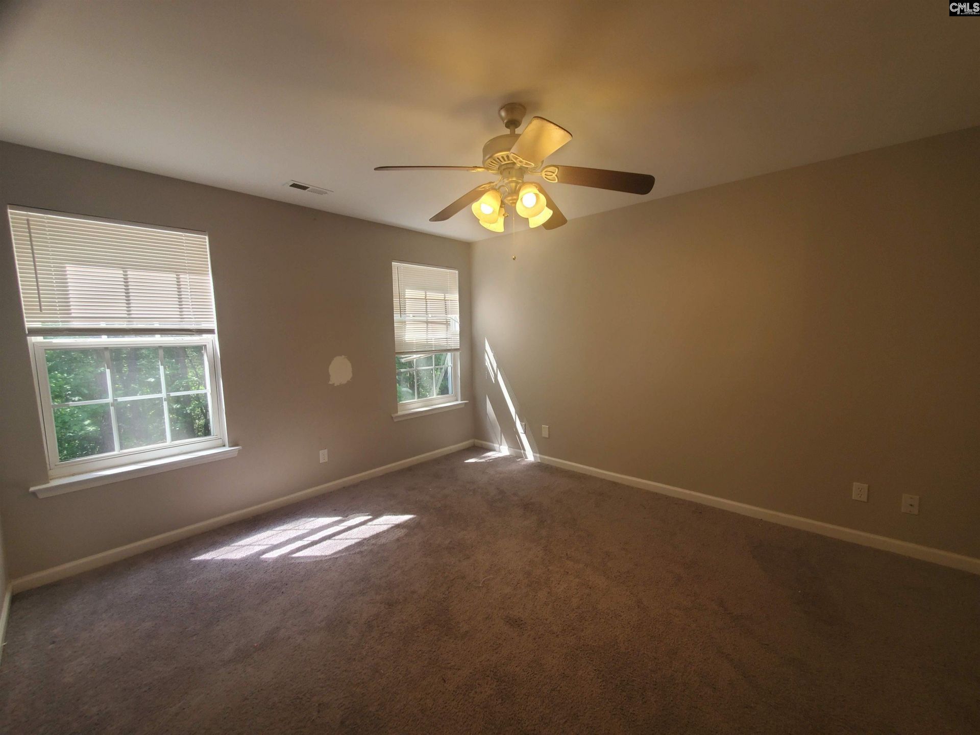 1209 Glendevon Circle Photo 8