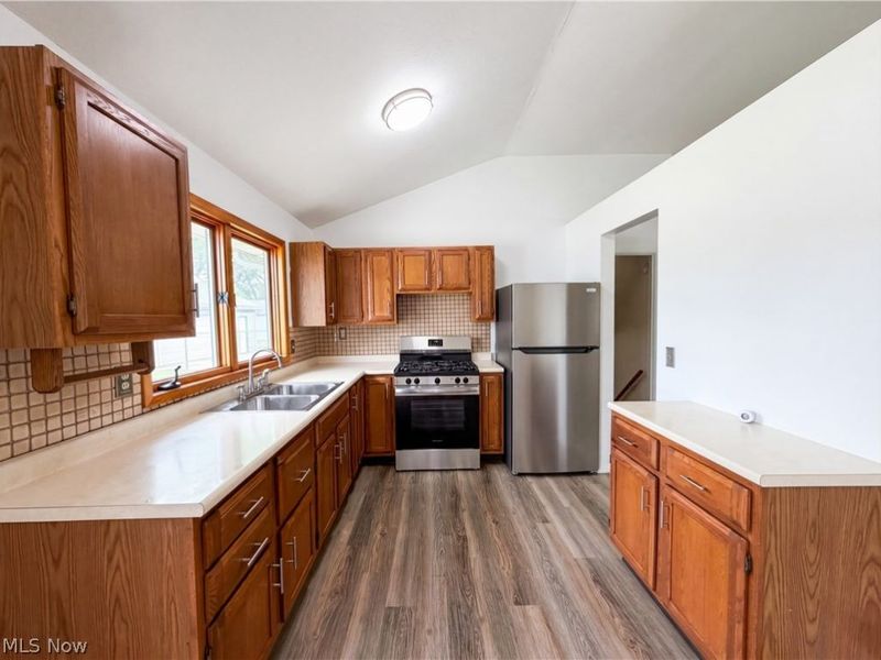 14122 Donald Drive, Brook Park, OH 44142 Photo 2