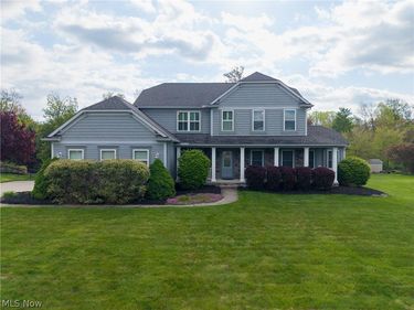 103 Walden Ridge Drive, Hinckley, OH 44233