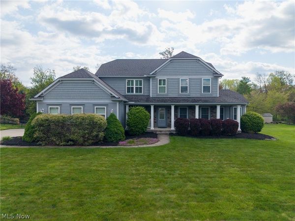 103 Walden Ridge Drive , Hinckley, OH 44233