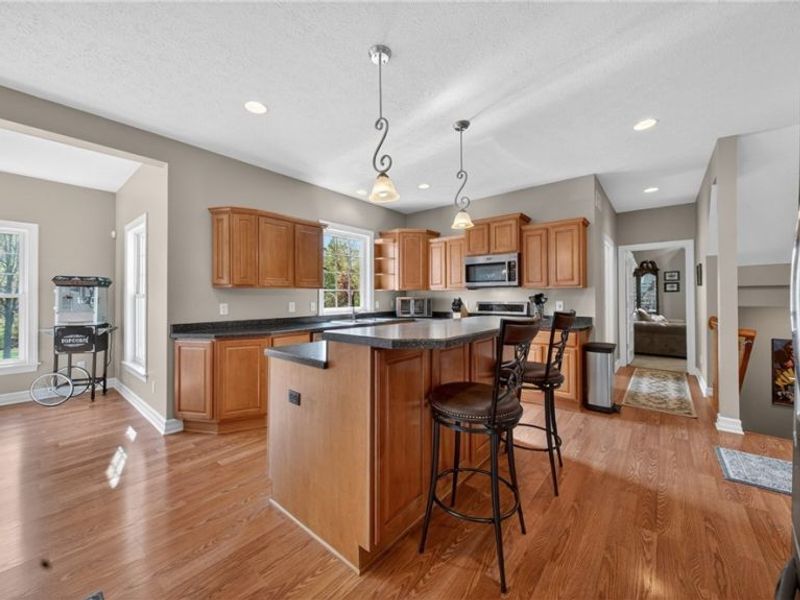 103 Walden Ridge Drive, Hinckley, OH 44233 Photo 11