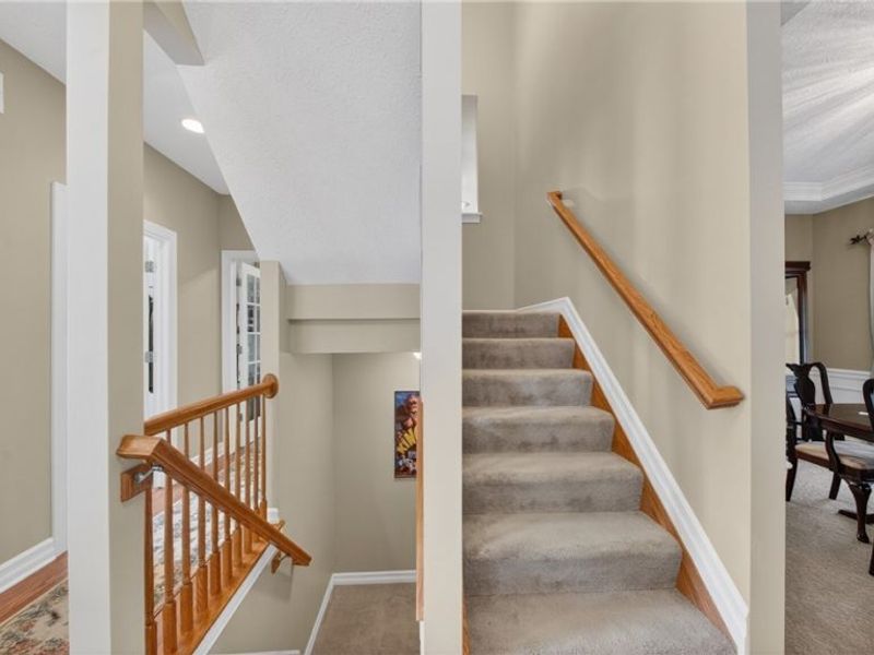 103 Walden Ridge Drive, Hinckley, OH 44233 Photo 18