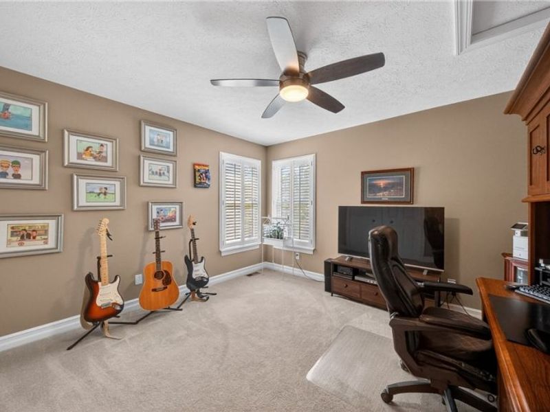103 Walden Ridge Drive, Hinckley, OH 44233 Photo 19