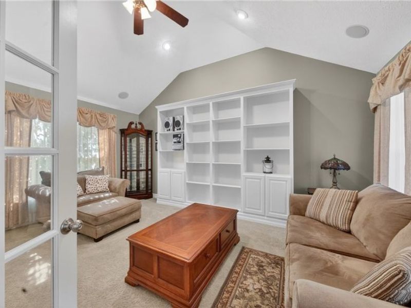 103 Walden Ridge Drive, Hinckley, OH 44233 Photo 8