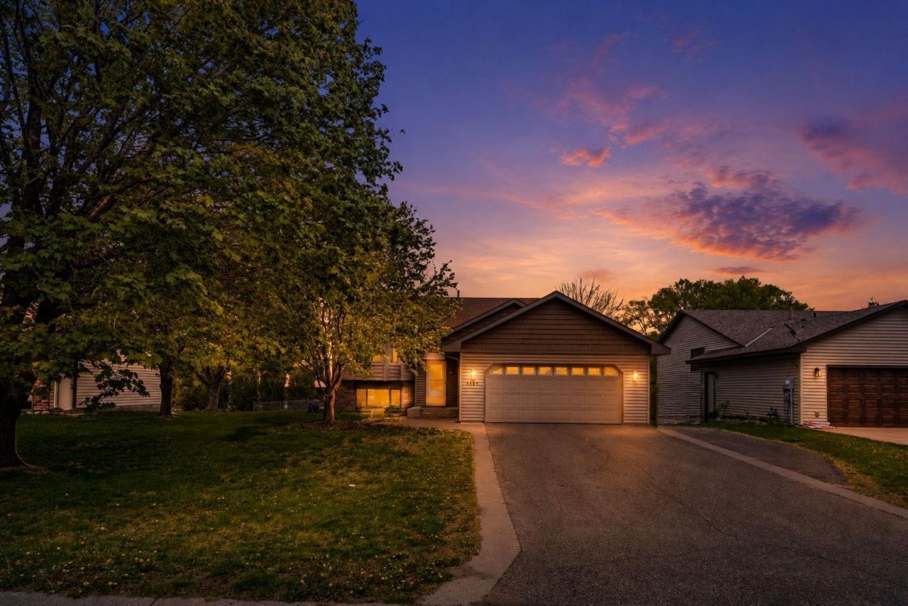 6566 Black Duck Drive S, Lino Lakes, MN 55014