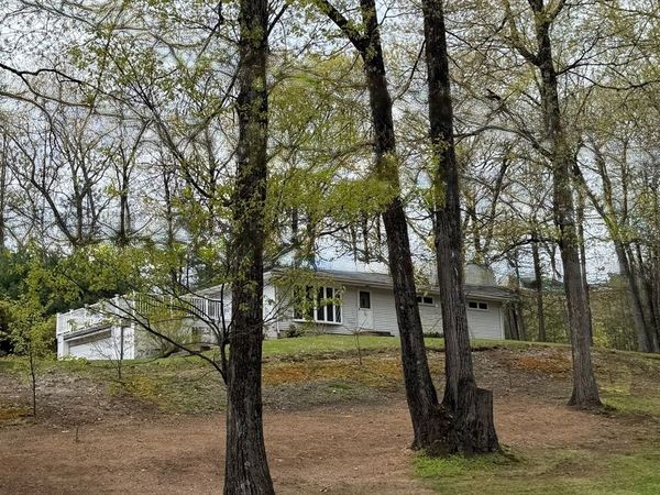 186 East St, Southampton, MA 01073
