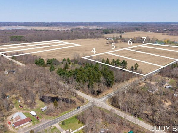 63rd Street, Unit #2, Fennville, MI 49408