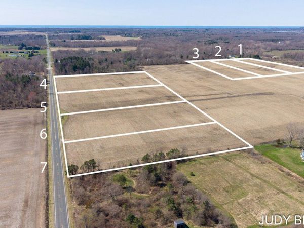 63rd Street, Unit #3, Fennville, MI 49408