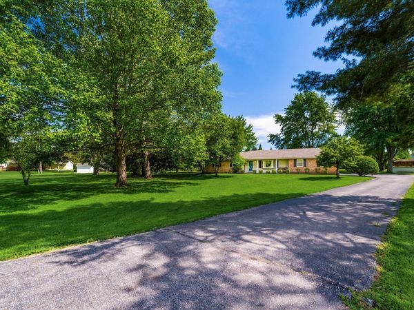 8300 Bruce Court NW, Canal Winchester, OH 43110