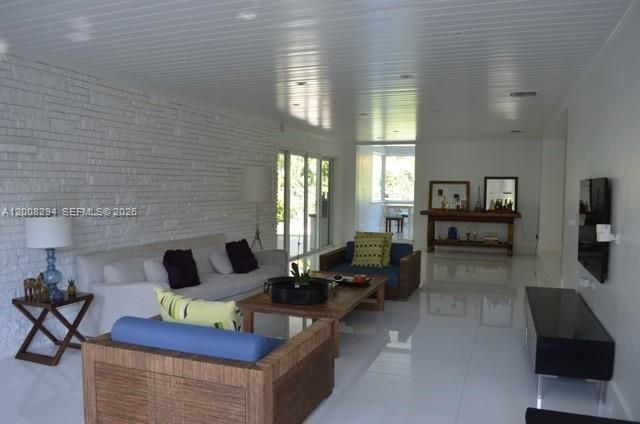 173 S Shore Dr S , Miami, FL 33133 Photo