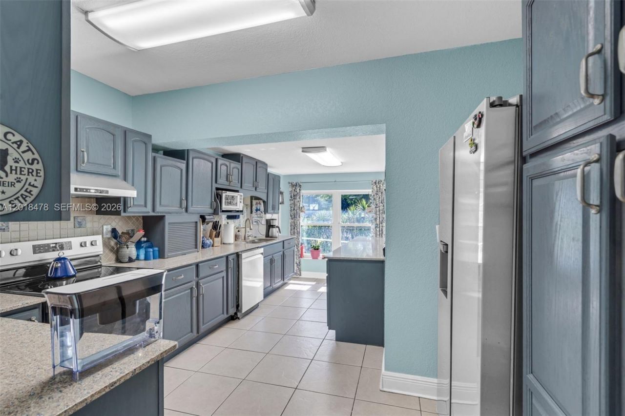 14150 NW 1st Ave, Miami, FL 33168 Photo