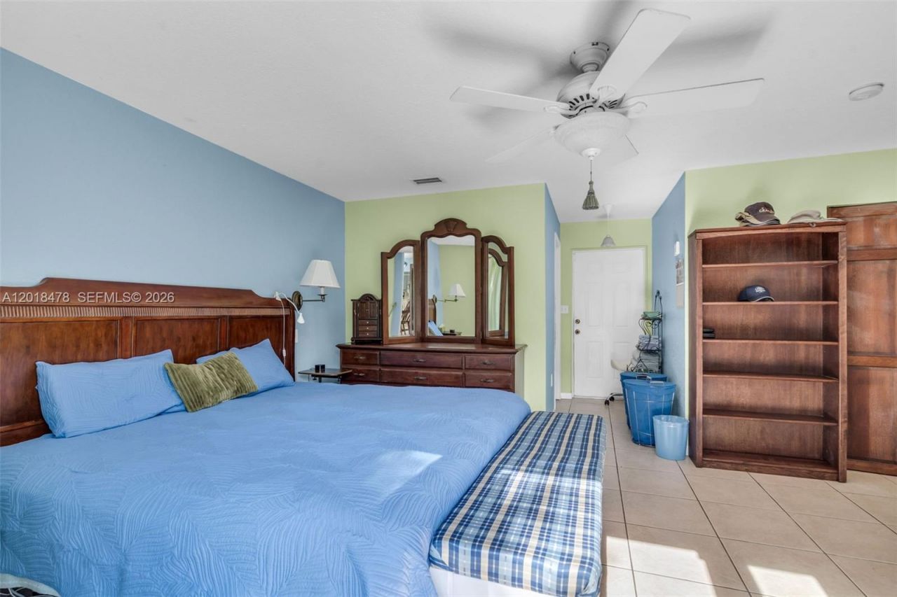 14150 NW 1st Ave, Miami, FL 33168 Photo