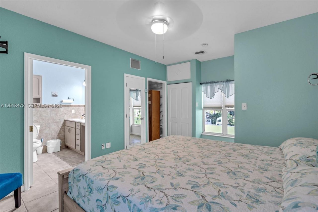 14150 NW 1st Ave, Miami, FL 33168 Photo