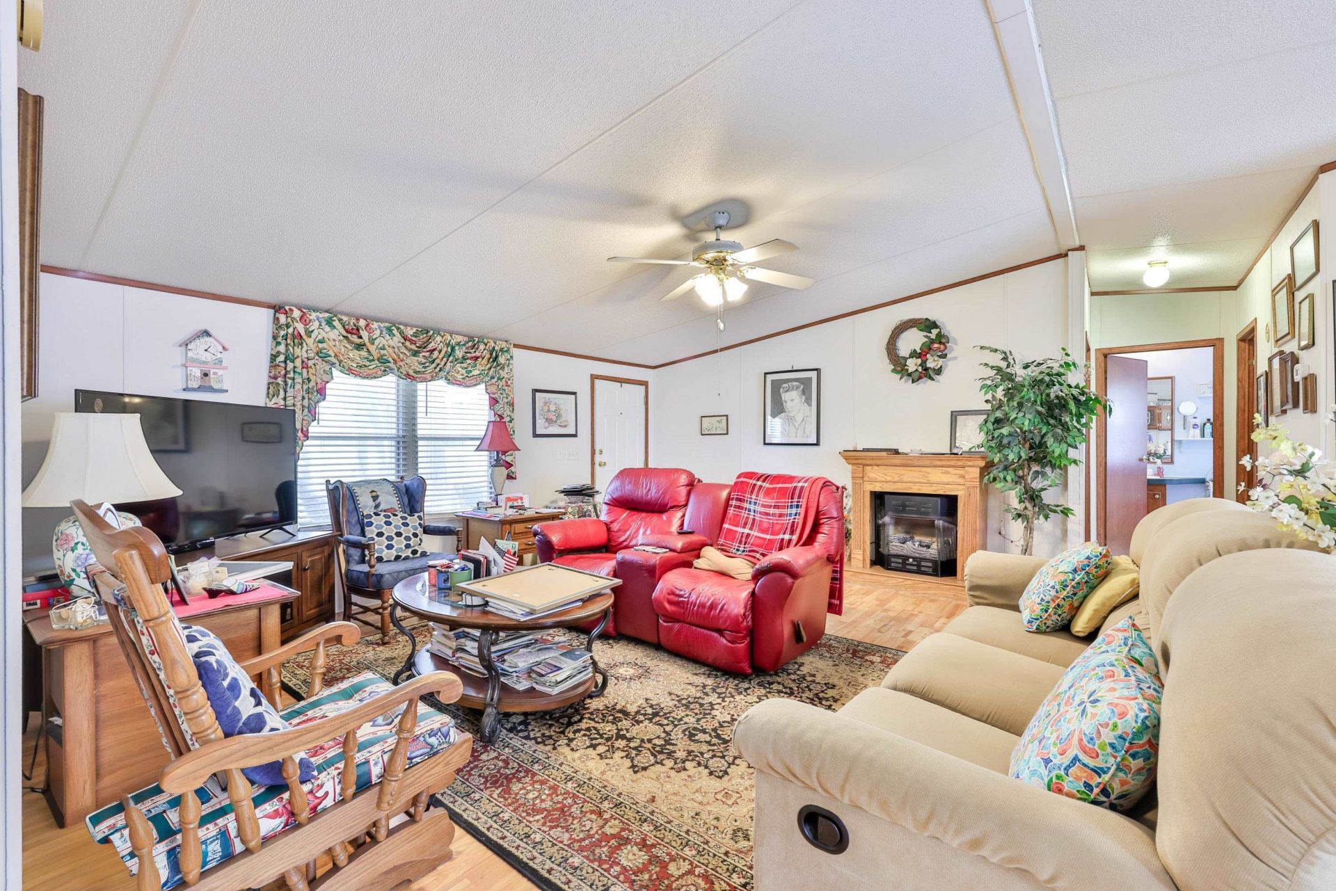 290 Willard Rd. Photo 3