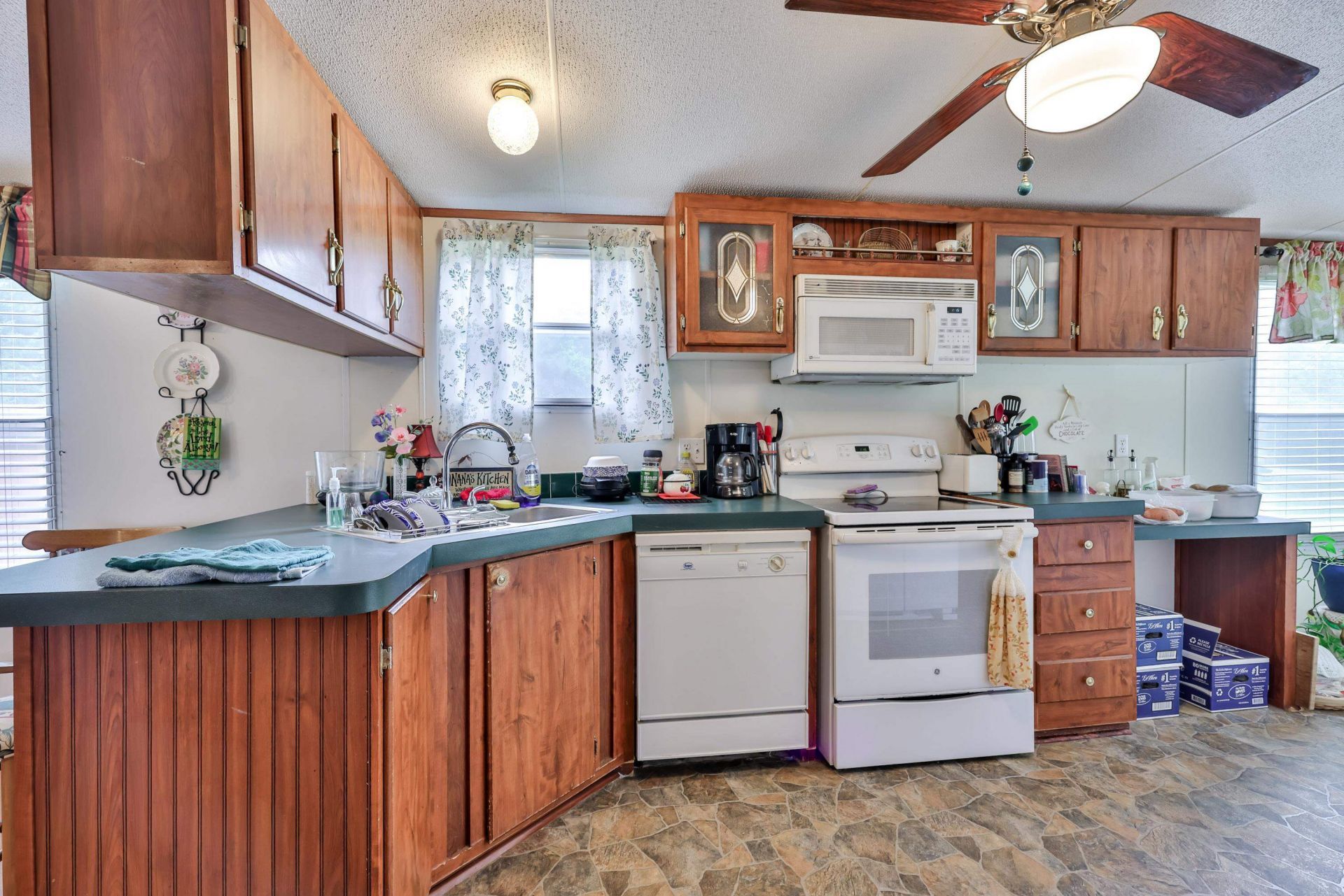 290 Willard Rd. Photo 7