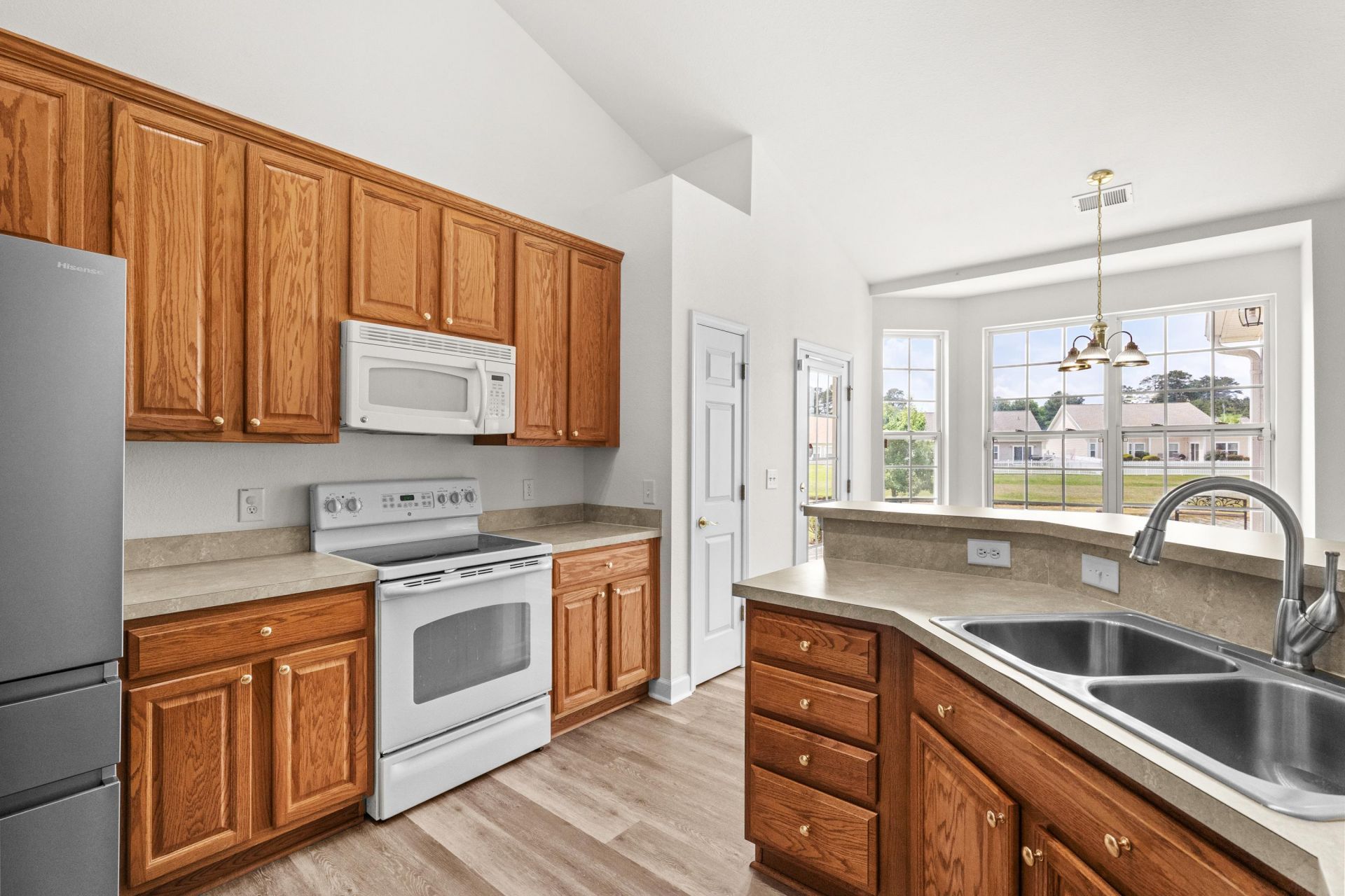 823 Brookline Dr. Photo 11