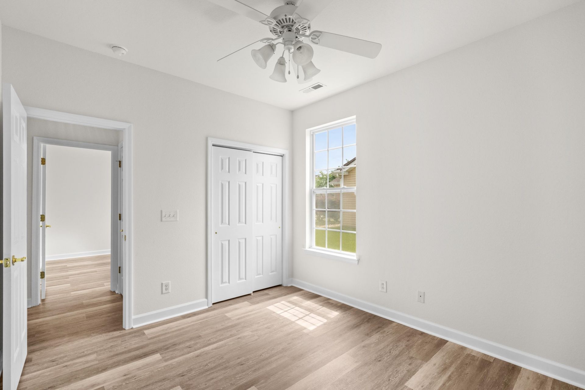 823 Brookline Dr. Photo 26