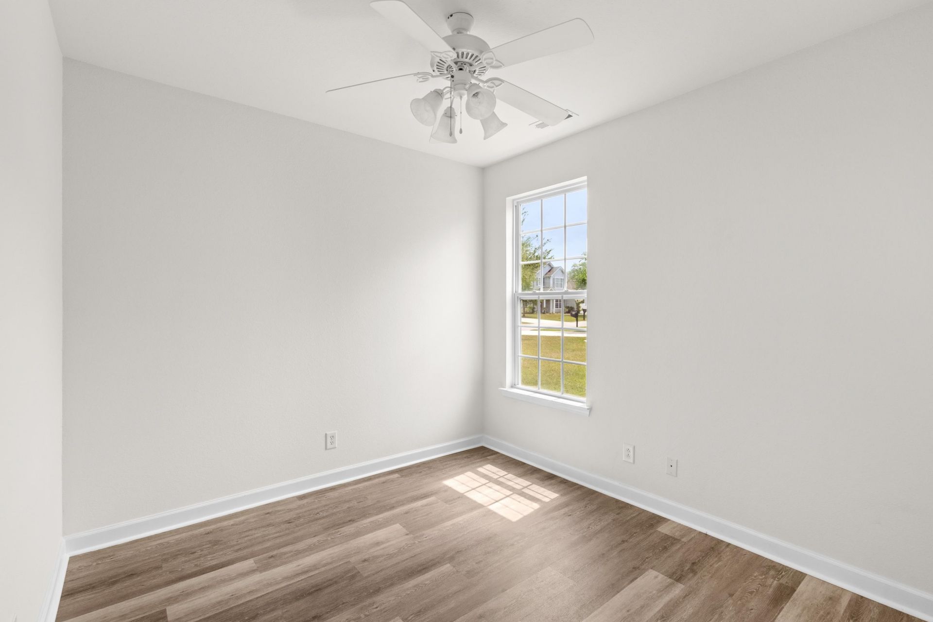 823 Brookline Dr. Photo 34