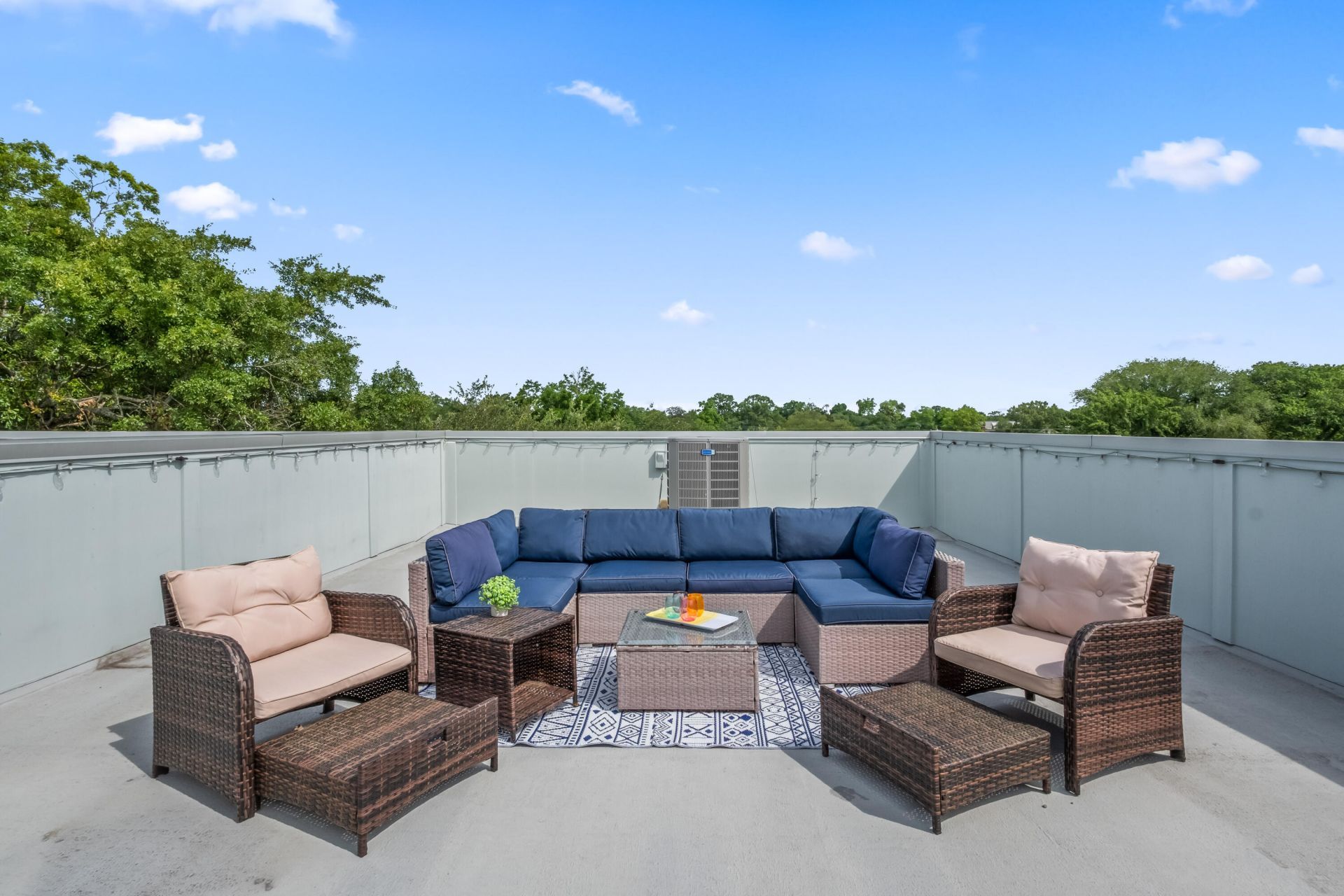 402 Sumter Photo 34