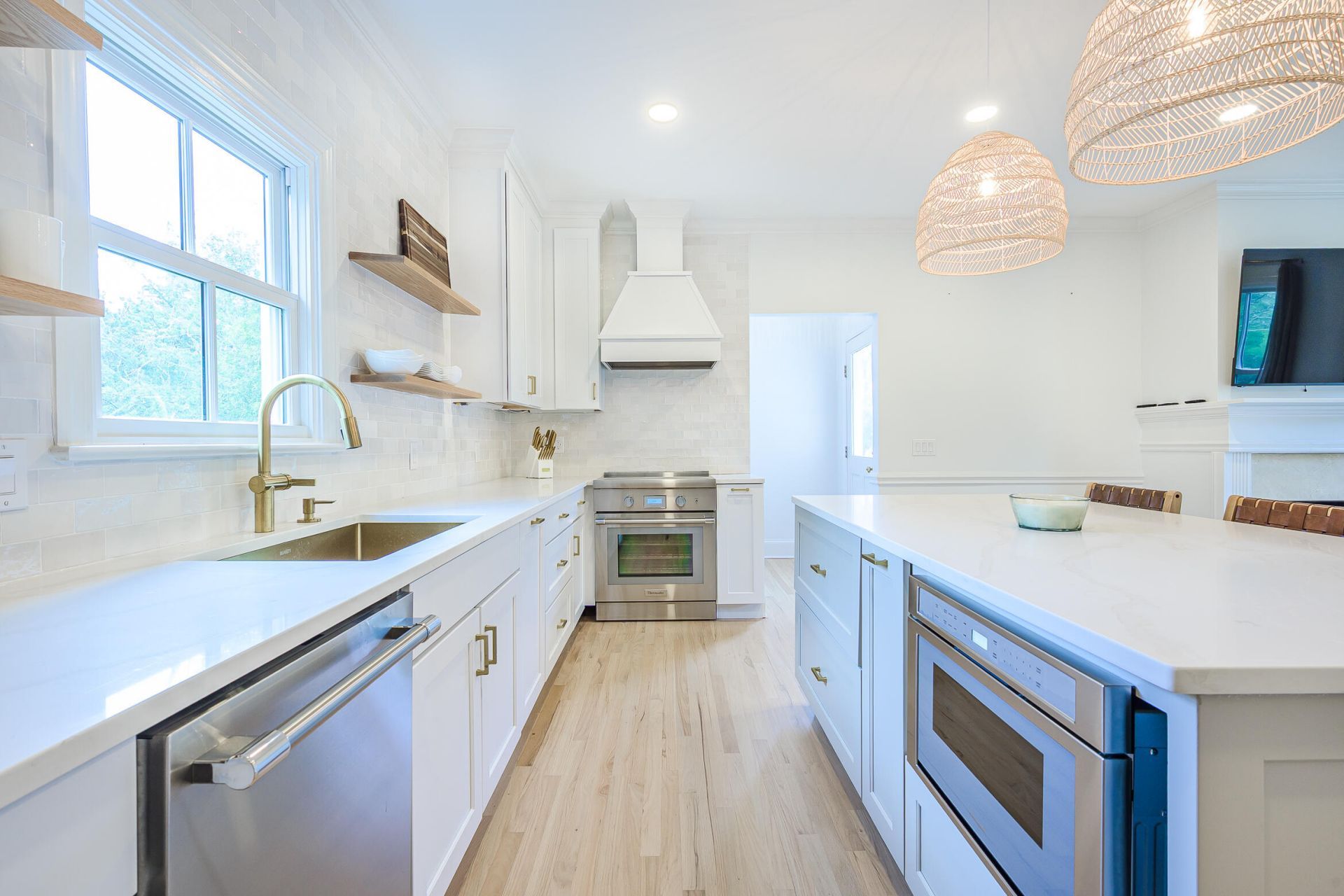 112 Middle Street Photo 18
