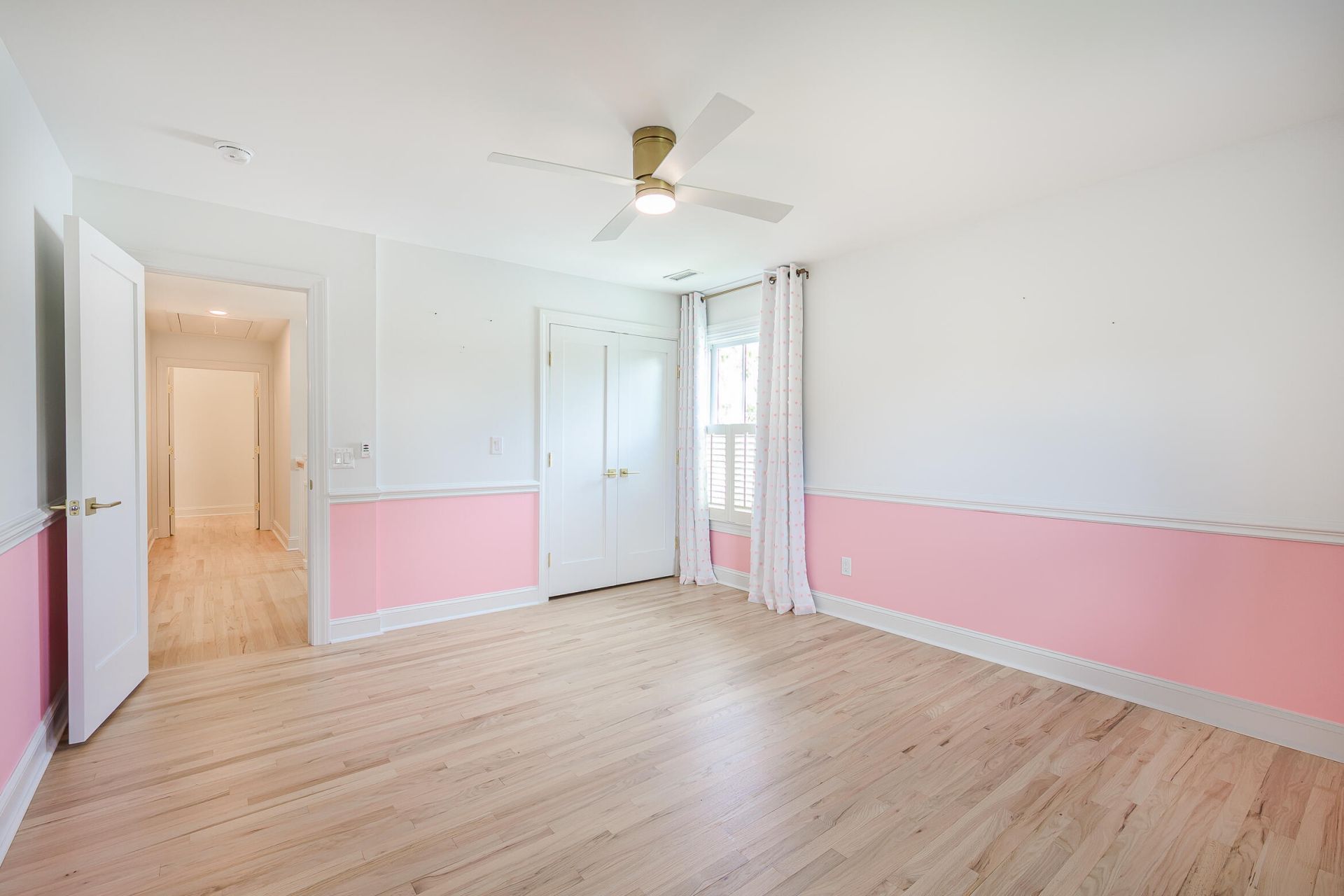 112 Middle Street Photo 37