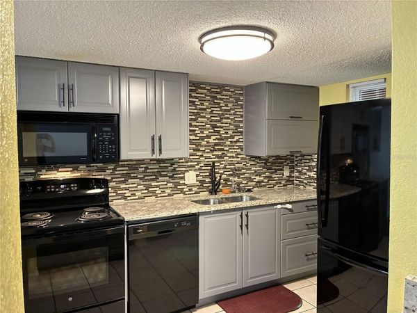 1810 NW 23RD BOULEVARD , Unit 180, GAINESVILLE, FL 32605