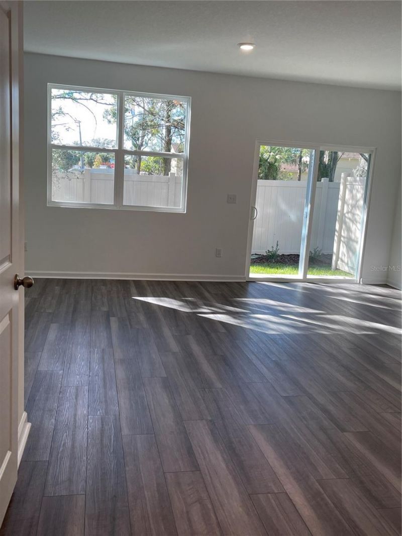 6163 Daerr Ridge Street , Zephyrhills, FL 33542 Photo